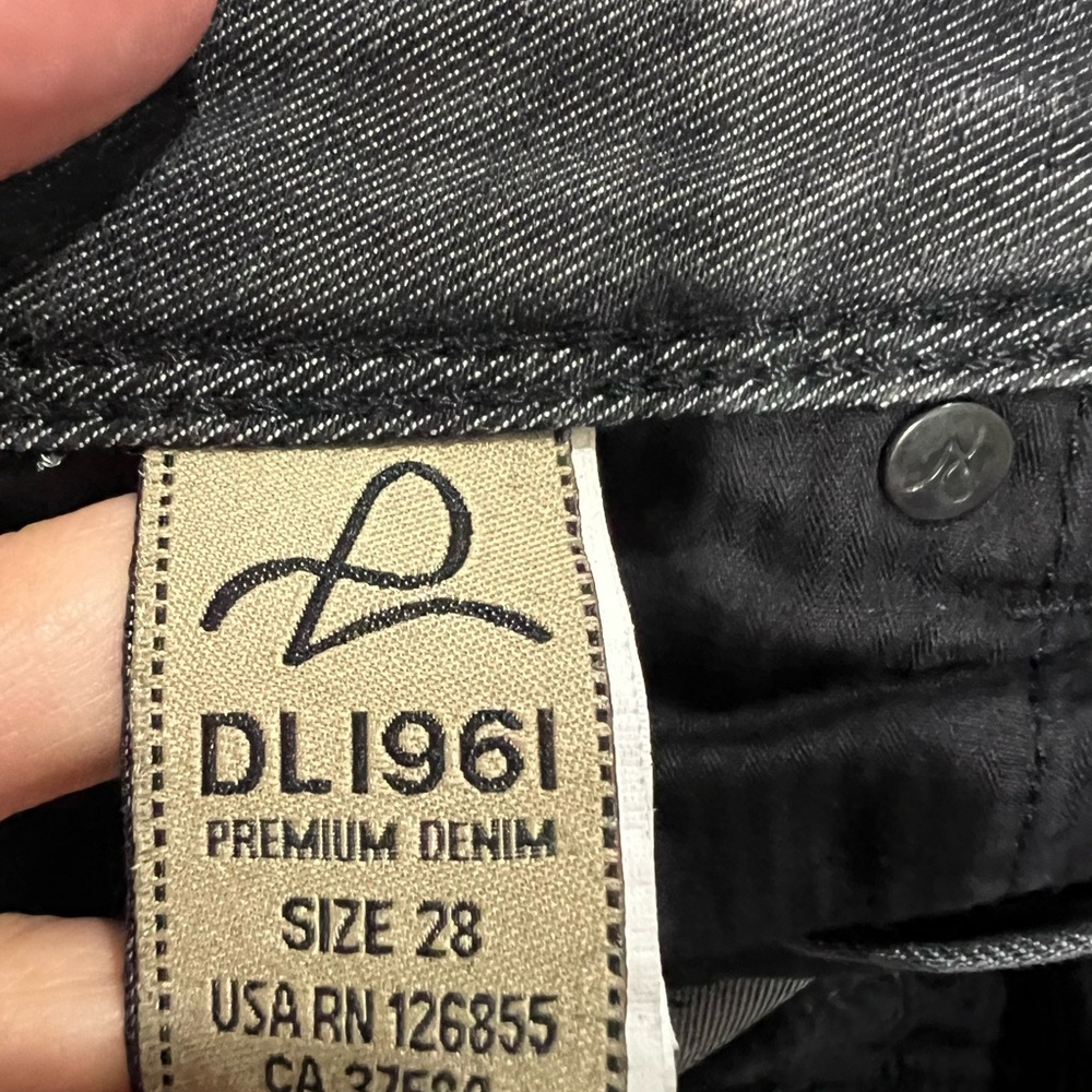 DL1961 Premium Denim Women’s Black Jeans
